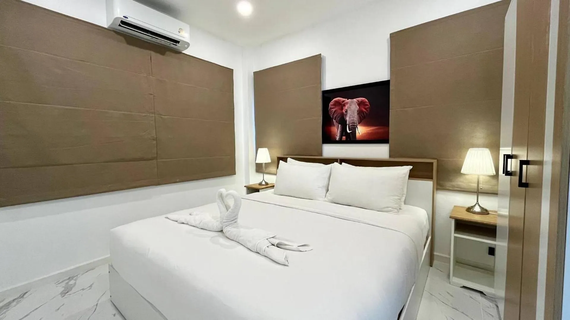 Khaolak Home - Large 16 Meters Lap Swimming Pool With 500Mbps Private Wifi Khao Lak 0*,