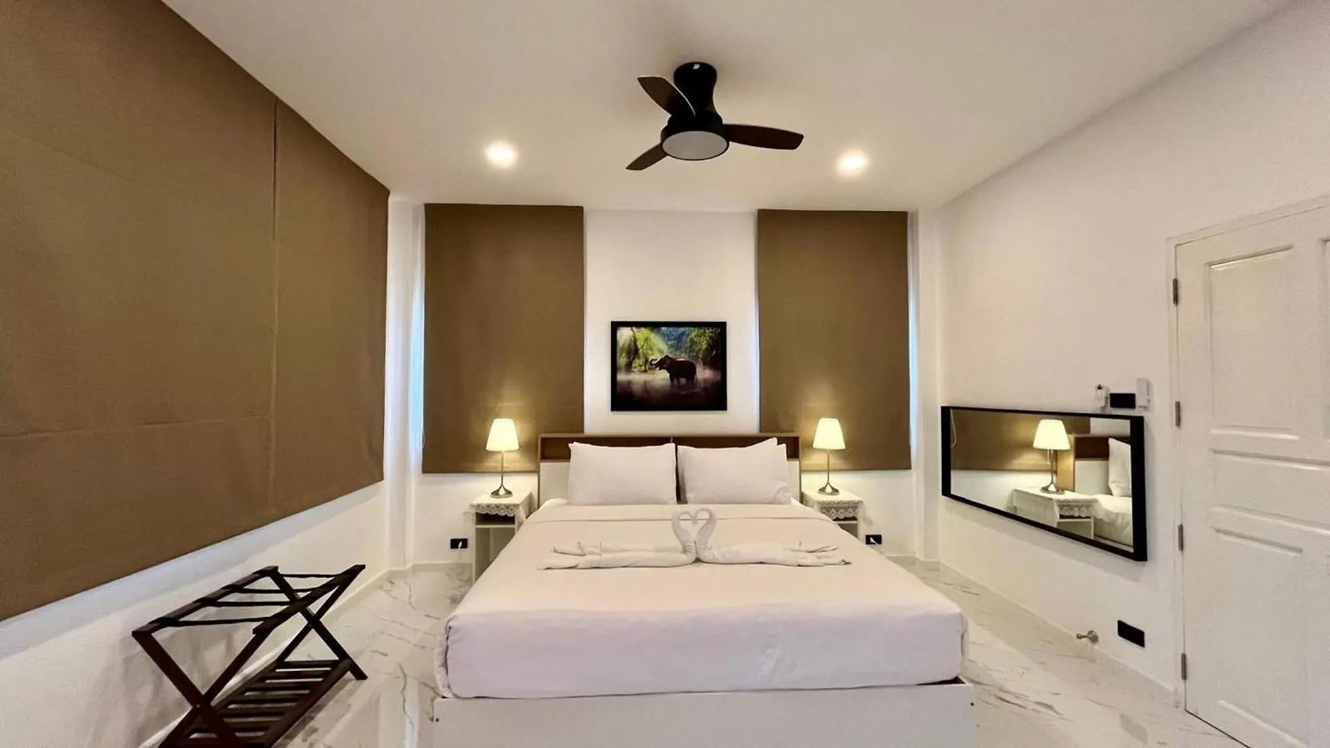 Khaolak Home - Large 16 Meters Lap Swimming Pool With 500Mbps Private Wifi Khao Lak 0*,